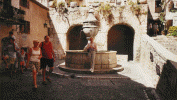 saintpaul fontaine.gif (182098 octets)